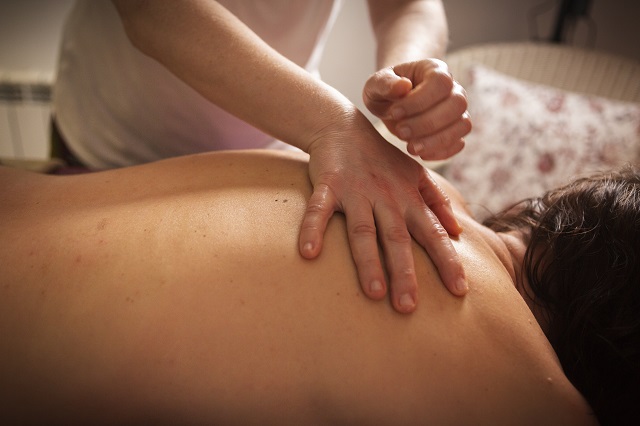 initiation au massage bien-être à Grenoble
